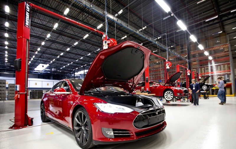 Tesla va construi o fabrică în India