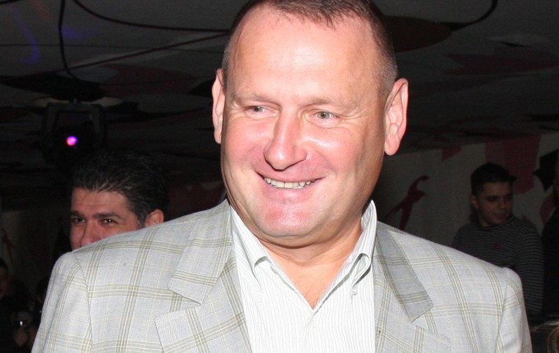 Viorel Cataramă: ”Euro ar trebui să fie peste 5 lei, dar există o gașcă de comuniști la BNR care încurajează importurile și omoară sectorul privat”. Ce spune Banca Națională