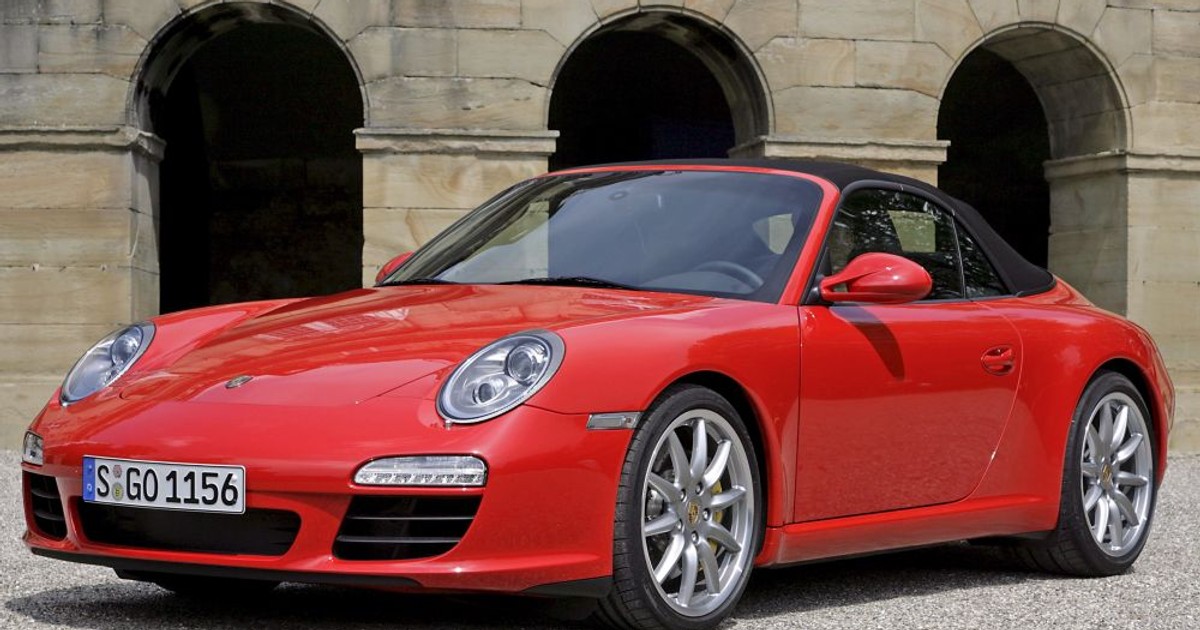 Porsche va plăti o amendă de 535 de milioane de euro în scandalul emisiilor. Porsche 911 Carrera S, roșu