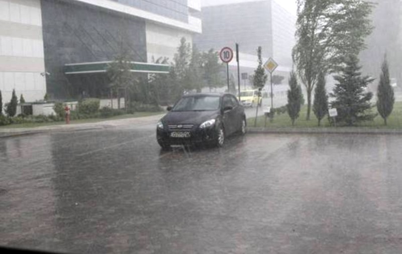 UPDATE | COD PORTOCALIU DE PLOI ŞI GRINDINĂ, în Constanţa! Uite ce spune atenţionarea nowcasting