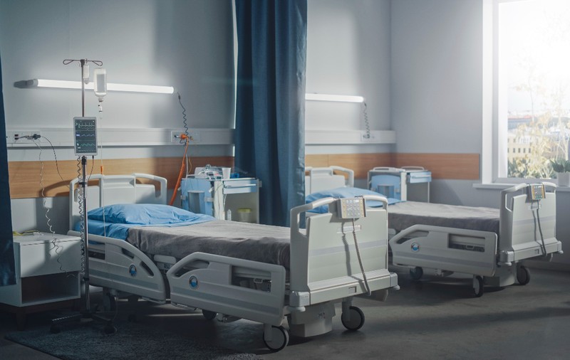 Asistentă din Mangalia, acuzată că a furat și vândut medicamente şi instrumente medicale ale spitalului la care lucra
