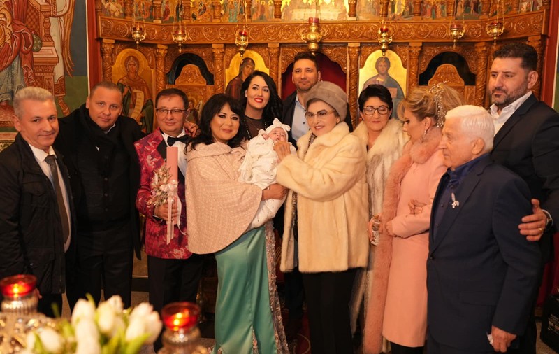 Botez de lux pentru nepoata Irinei Loghin. Peste 200 de invitați au fost prezenți la petrecerea unde artista în vârstă de 83 de ani a recitat o poezie