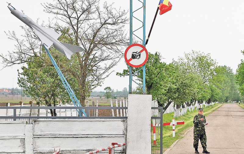 MOMENT ISTORIC! Armata americană PREIA, astăzi, CONTROLUL bazei de la DEVESELU