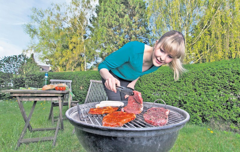 Carnea cu hormoni ne face obezi şi infertili!