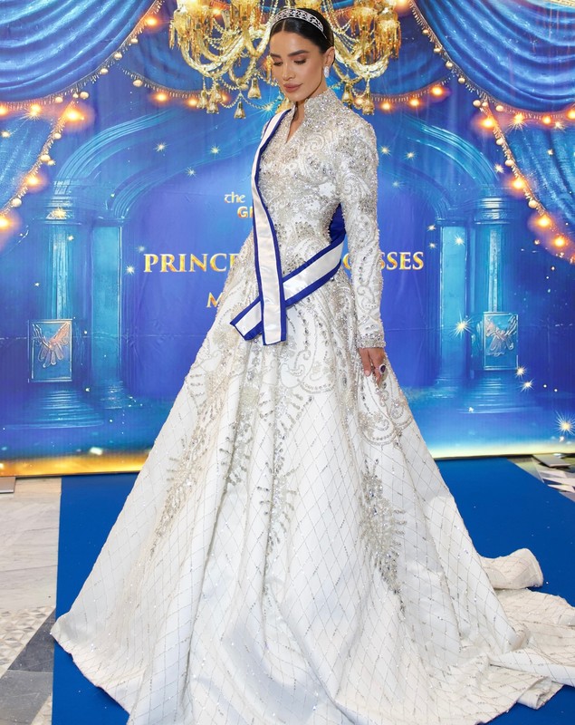 Adelina Pestrițu, în rochie prețioasă și cu tiară pe cap la Marele Bal al Prinților și Prințeselor de la Monte Carlo: „Am trăit un vis în pași de dans”