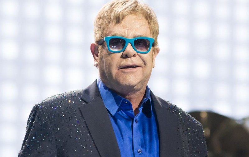 Elton John, victima unei farse de zile mari