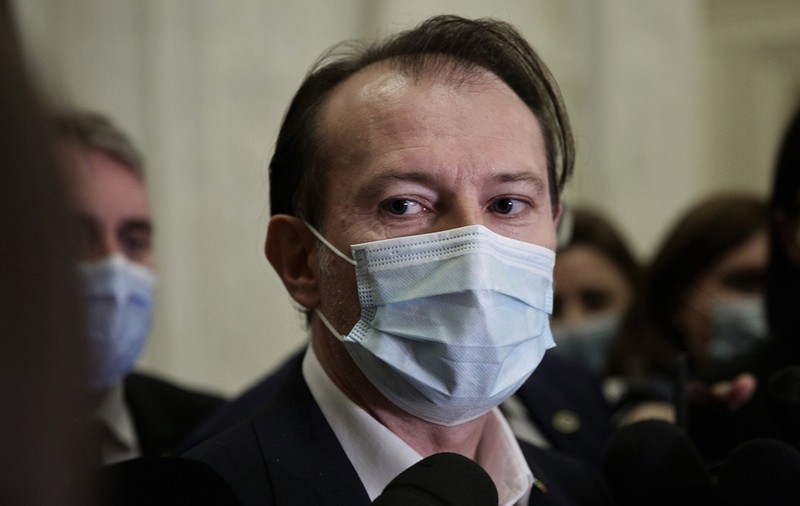 Florin Cîțu: Orice alt proiect privind certificatul verde va întârzia campania de vaccinare