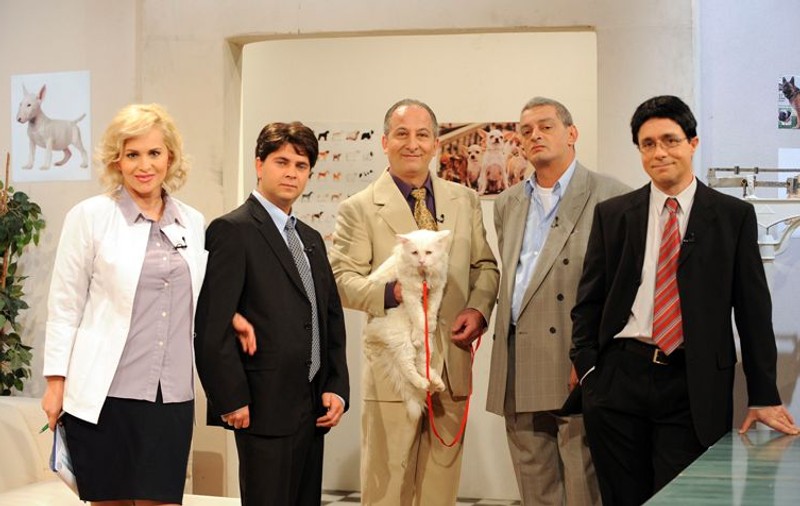 Află cum calculează prostia membrii trupei Distractis Show