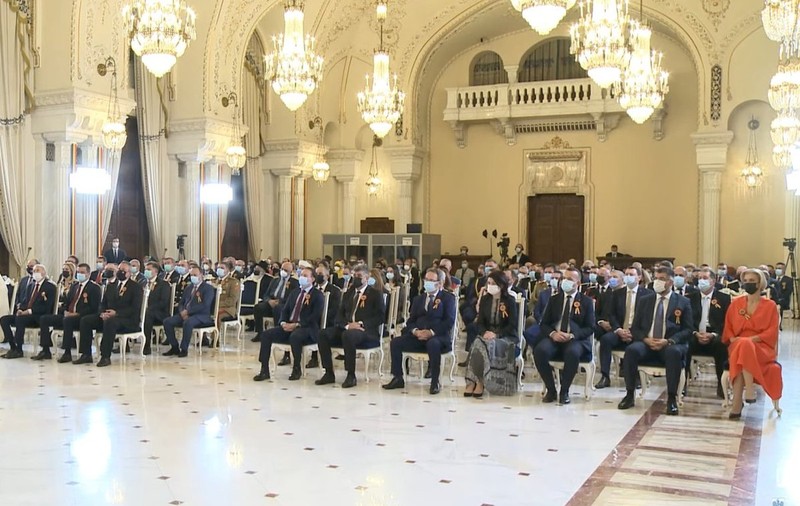 Klaus Iohannis nu i-a invitat pe liderii partidelor de opoziție la recepția de Ziua Națională, de la Cotroceni