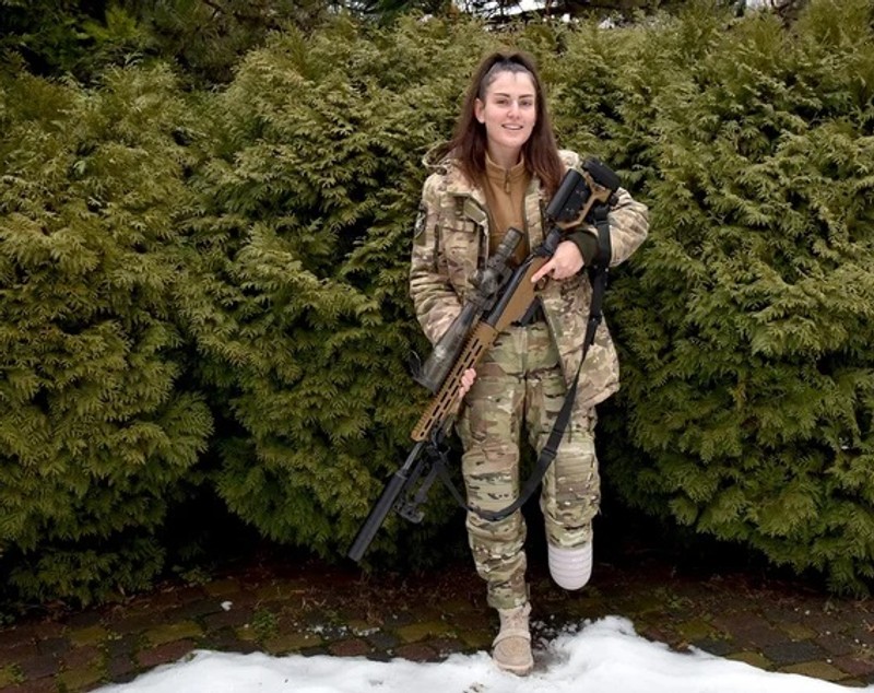 Lunetistă ucraineană cu piciorul amputat, la 25 de ani, aruncată în aer de o mină: „Cel mai rău e să fii capturat, nu să fii rănit!”
