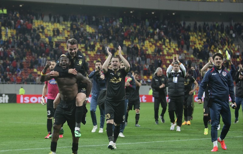 ASA - Petrolul 1-0. Încă un ASAlt la titlu: Voiculeț, gol măreț!