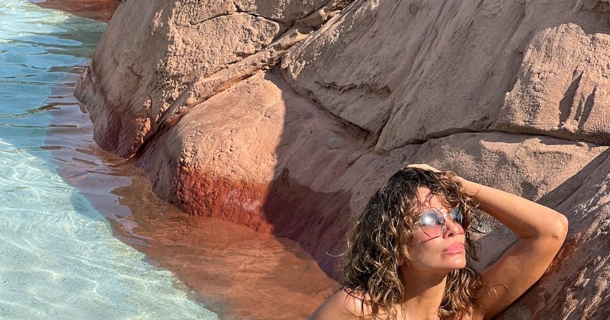 Anna Lesko în costum de baie