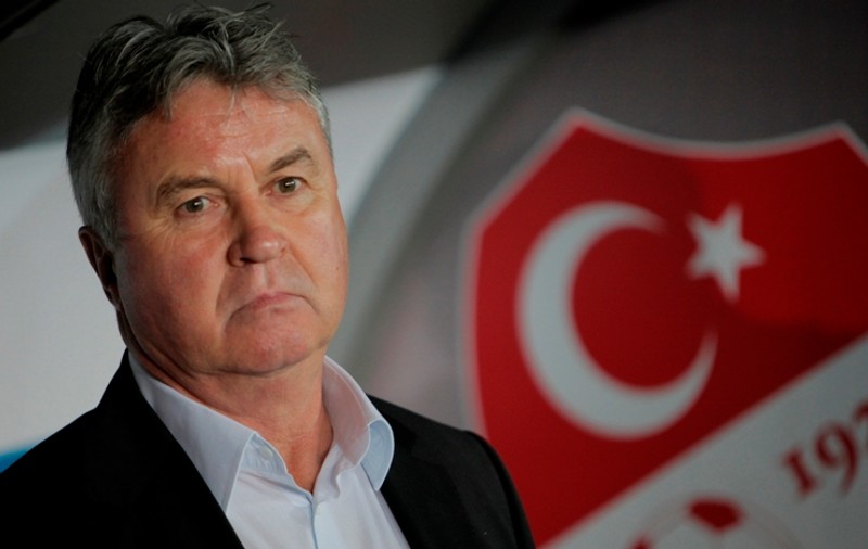 Turcia, adversara României în preliminariile CM 2014, ar putea rămâne fără selecţionerul Guus Hiddink