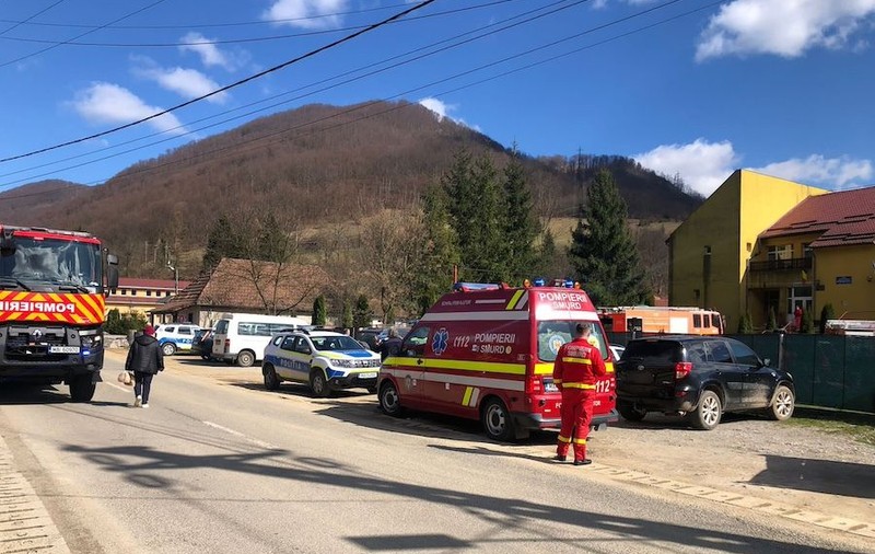 Incendiu la acoperișul unui centru de recuperare pentru persoane cu handicap din Bihor. Pacienții au fost evacuați