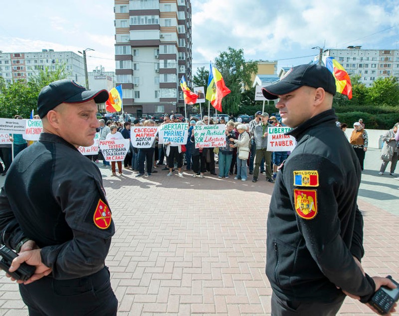 Protest antiguvernamental la Chișinău, organizat de un partid prorus. Aproximativ 20.000 de oameni, în stradă