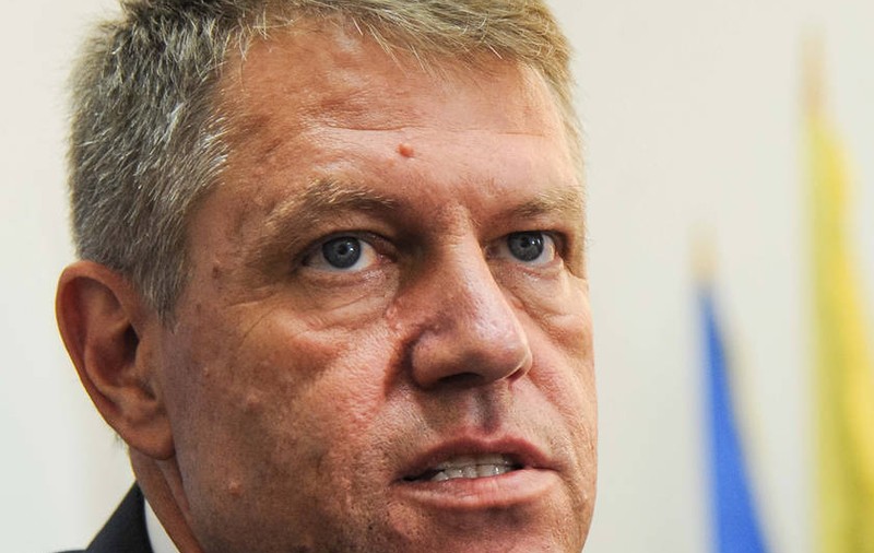 Klaus Iohannis, val de critici după ce a luat apărarea Antenelor. Cioloş îşi susţine poziţia