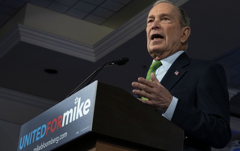 Miliardarul Michael Bloomberg iese din cursa prezidențială americană după un eșec major, în ciuda sumelor imense cheltuite