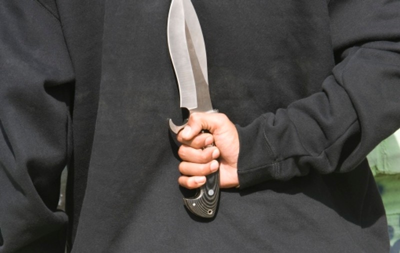 Consilier din Republica Moldova, acuzat că a omorât o adolescentă şi a îngropat-o în curte