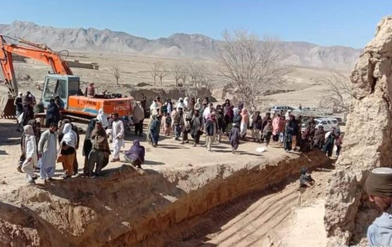 Băiețel de 9 ani din Afganistan, blocat de două zile într-un puț secat. Cum decurge operațiunea de salvare