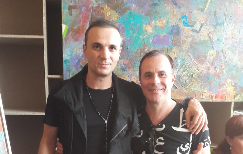 EXCLUSIV. Pod după aproape trei decenii. Întâlnire istorică dintre primul și actualul solist Direcția 5