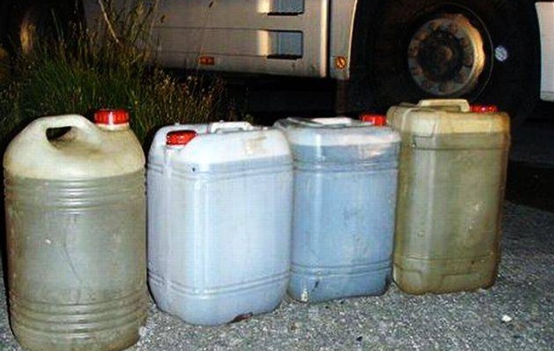 Un hoţ din Dolj, prins la furat de combustibil, a reuşit să fugă de sub ochii polițiștilor