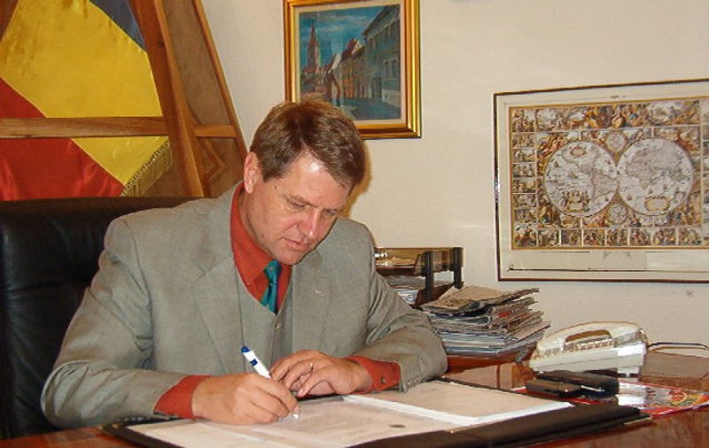 Cum au fost copilăria și tinerețea președintelui Iohannis: ”O viață se construiește pas cu pas. La fel și o carieră, o comunitate sau chiar o națiune”