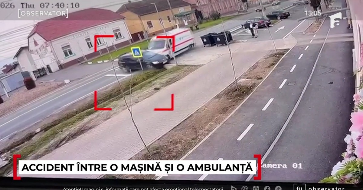 Un șofer din Timiș a rămas 60 de zile fără permis, după ce l-a lovit o ambulanță.