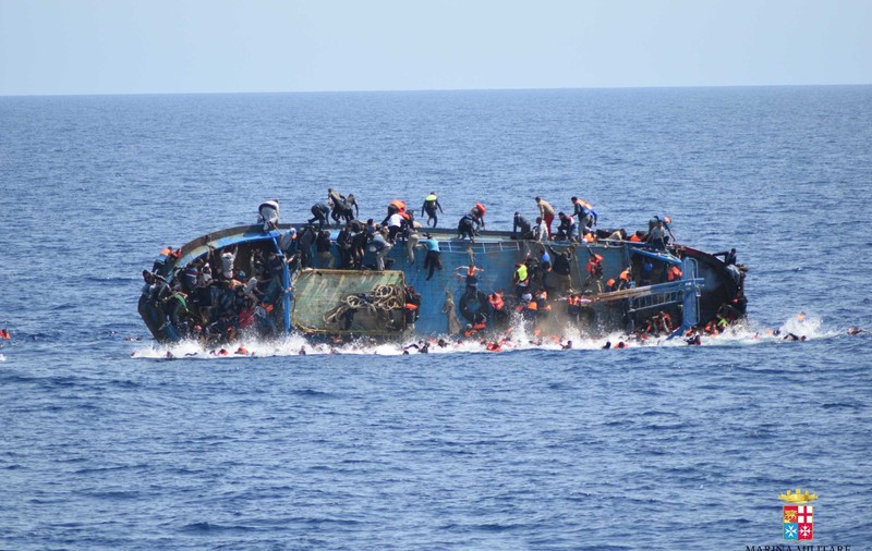 Peste 600 de imigranți au fost salvați din Marea Mediterană