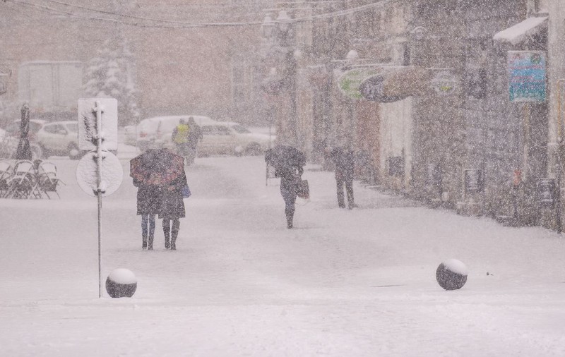 Temperaturi neobișnuite de sărbători și ninsori într-o zonă din România. Cum va fi vremea în perioada 15 decembrie 2025 - 11 ianuarie 2026