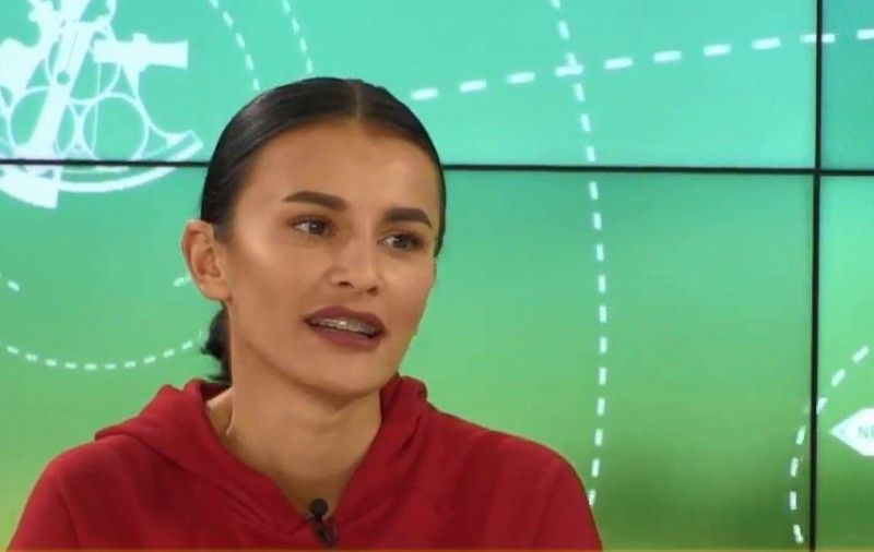 VIDEO LIVE / Rux, care a devenit cunoscută cu proiectul LikeOne, vorbește despre vacanța ei Mauritius la "Star Trips&Tricks"