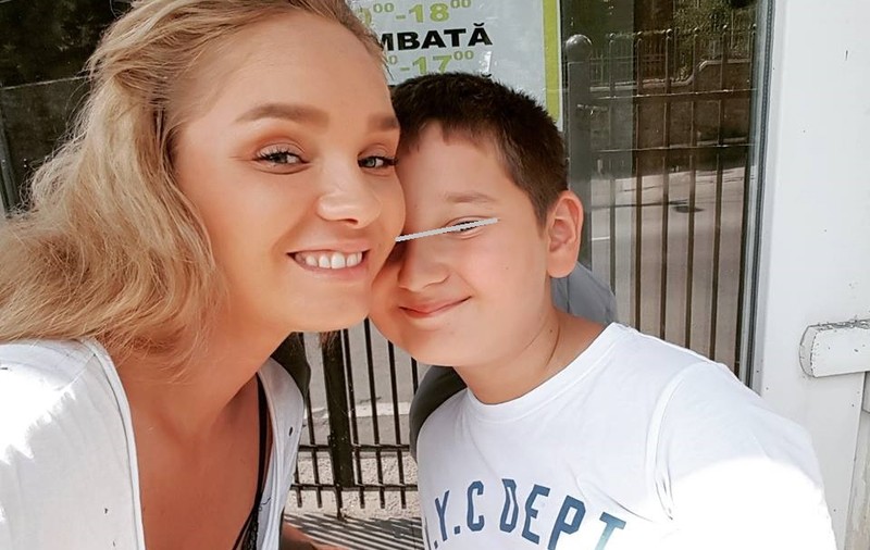 Maria Constantin a avut o discuție serioasă cu foștii socrii, în privința băiețelului ei. “Trece printr-o perioadă dificilă“