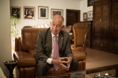 Primarul Gabriel Amat Ayllón