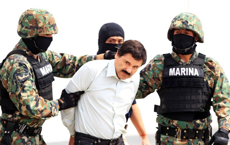 Celebrul "El Chapo", transferat într-o închisoare lângă granița cu SUA