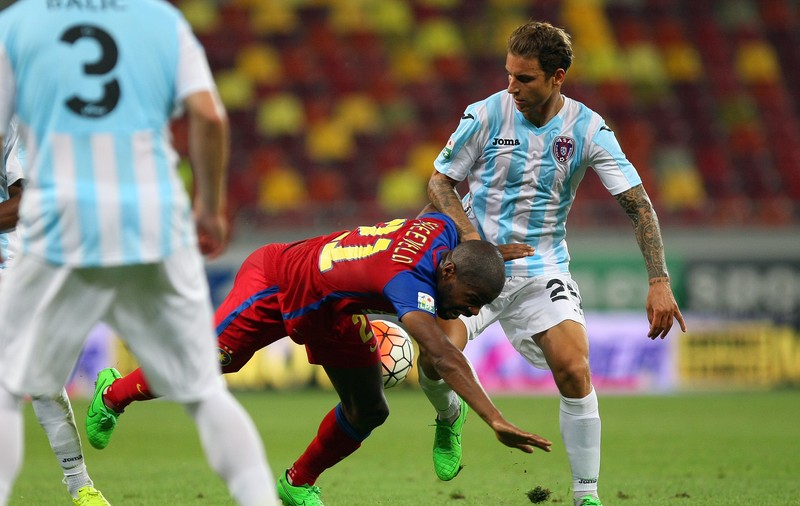 Liga I: Steaua - ASA 1-1. ^Popa a lovit iute și furios, Jazvici l-a păcălit pe Cojocaru cu un șut la colțul scurt. Campioana caută portar, dar și suporteri! Pe ”Arena Națională” s-a strigat ”Demisia”! / LIVE TEXT & GALERIE FOTO