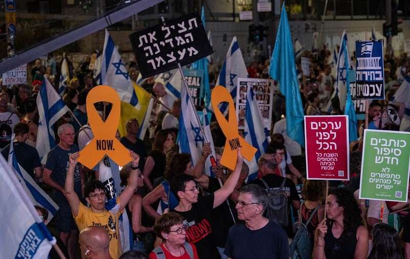 Grevă generală în Israel începând de luni, pentru a obliga „Guvernul morții” să încheie un acord cu Hamas, după uciderea a 6 ostatici: „Erau în viață, Netanyahu a decis să nu-i mai salveze”