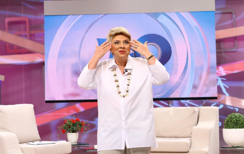 TEO, CEA MAI SAVUROASĂ CRITICĂ A SA. Uite ce spune DESPRE FRUMUSEŢEA EI