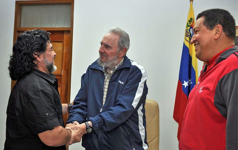 Maradona ne-a lăsat moștenire o lecție uitată de mulți: politica e pentru toți, e ca fotbalul