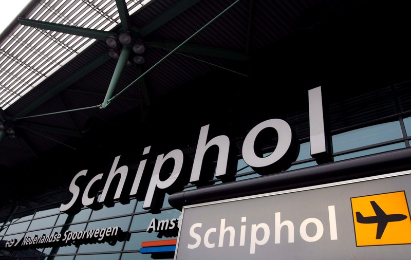 Personalul de pe aeroportul Schiphol al companiei aeriene KLM intră în grevă, miercuri, timp de patru ore