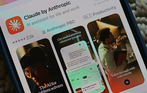 Anthropic a publicat un raport despre folosirea chatbot-ului Claude în materiale de dezinformare și propagandă. Imagine cu caracter ilustrativ Sursa foto: Profimedia