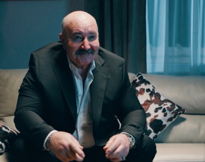 Primele imagini din sezonul 2 „Cămătarii”. Nuțu și Sile Cămătaru, familia și oameni din justiție, în documentarul PRO TV și VOYO