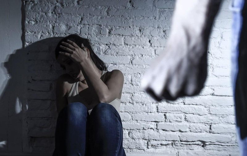 România, condamnată la CEDO pentru că autorităţile au clasat un caz de violenţă cibernetică împotriva unei femei