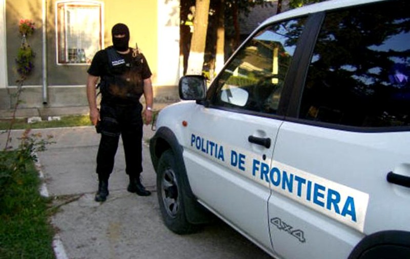 Vameşii de la PTF Siret care luau şpagă cu găleata au fost achitați de judecători