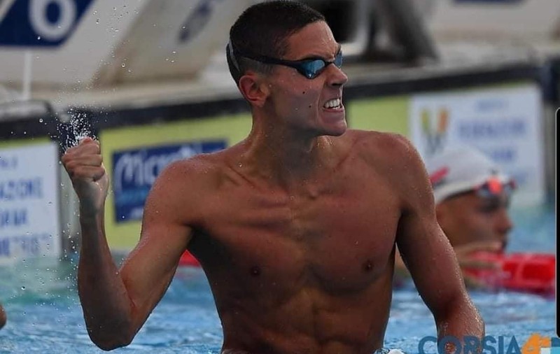 A treia medalie de aur la Europenele de juniori pentru David Popovici, înotătorul român de 16 ani