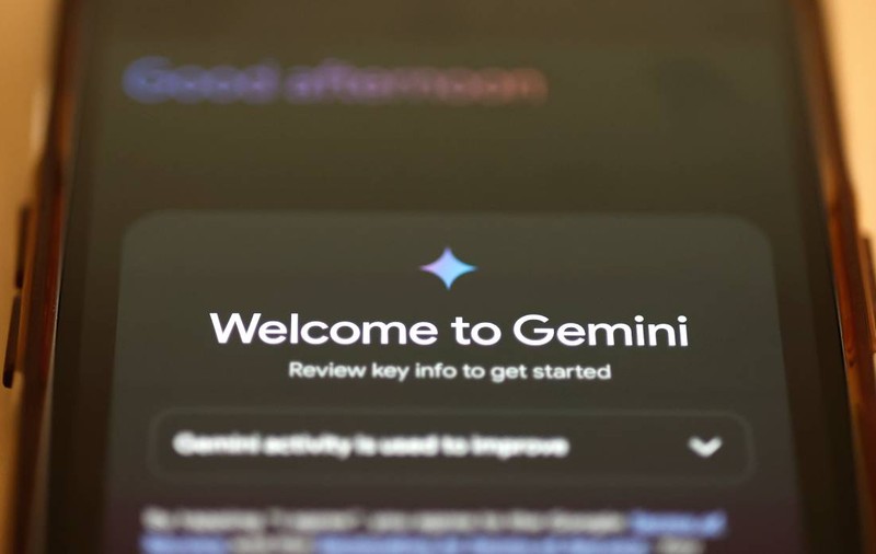 Google Gemini a depășit pragul de un miliard de utilizatori lunari: cum a devenit produsul cu cea mai rapidă creștere din istoria companiei