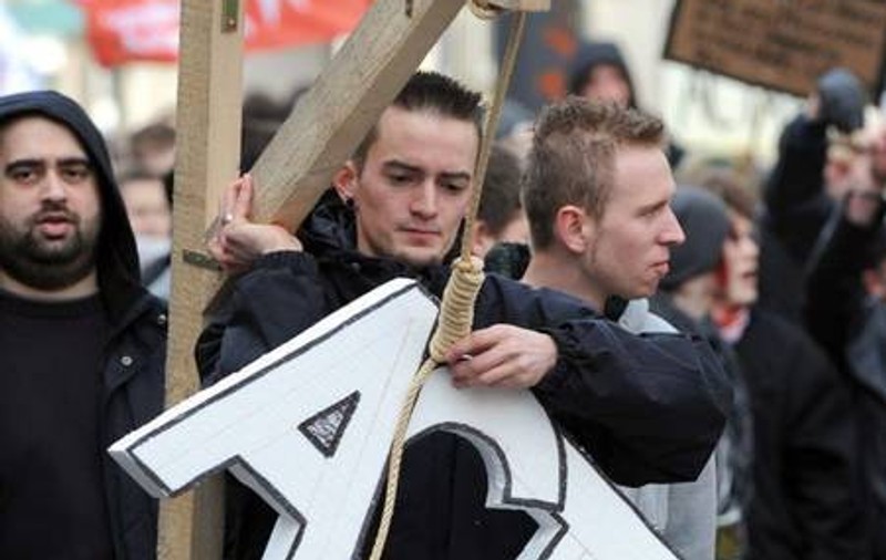Parlamentul European recomandă respingerea ACTA