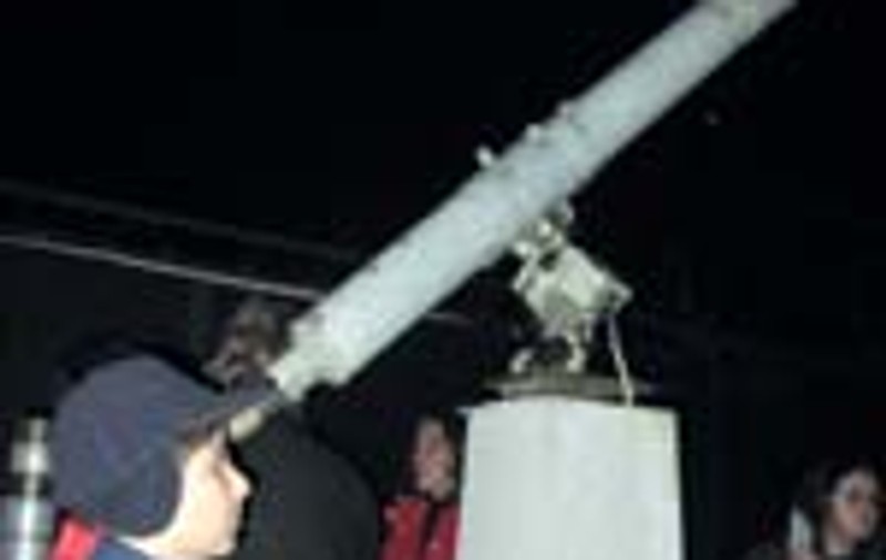 Bucurestenii n-au vazut eclipsa de Luna