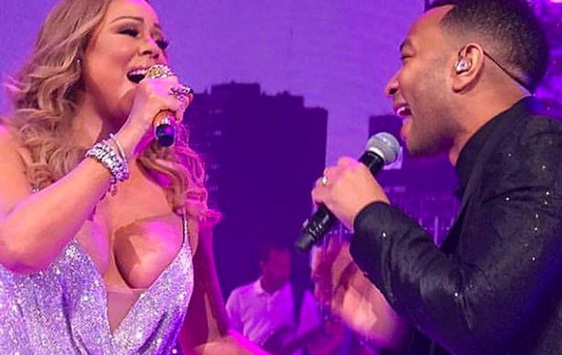 Mariah Carey, cu sânii la vedere pe scenă. Ce decolteu îndrăzneț!