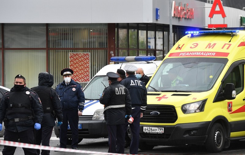 O polițistă din Rusia a căzut de la balcon și a murit, după ce a depus mărturie împotriva fostului ei șef