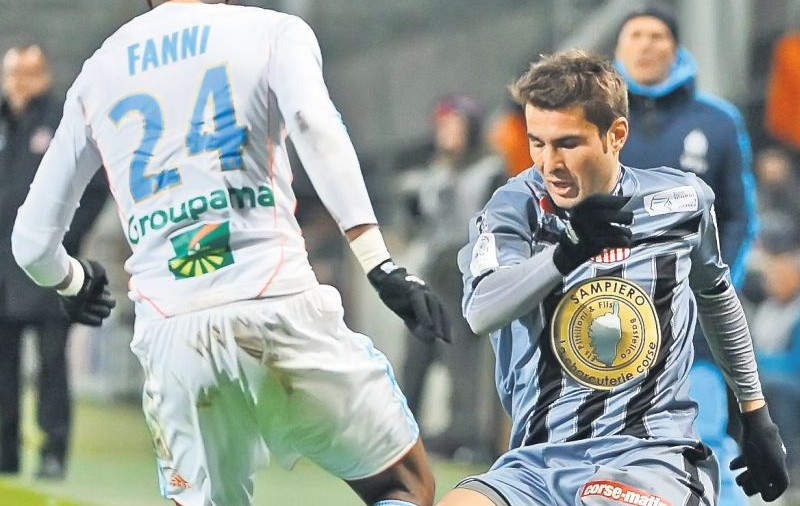 Adrian Mutu are liber spre Petrolul