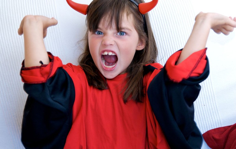 Preoții catolici din România, AVERTISMENT DUR despre ZIUA DE HALLOWEEN